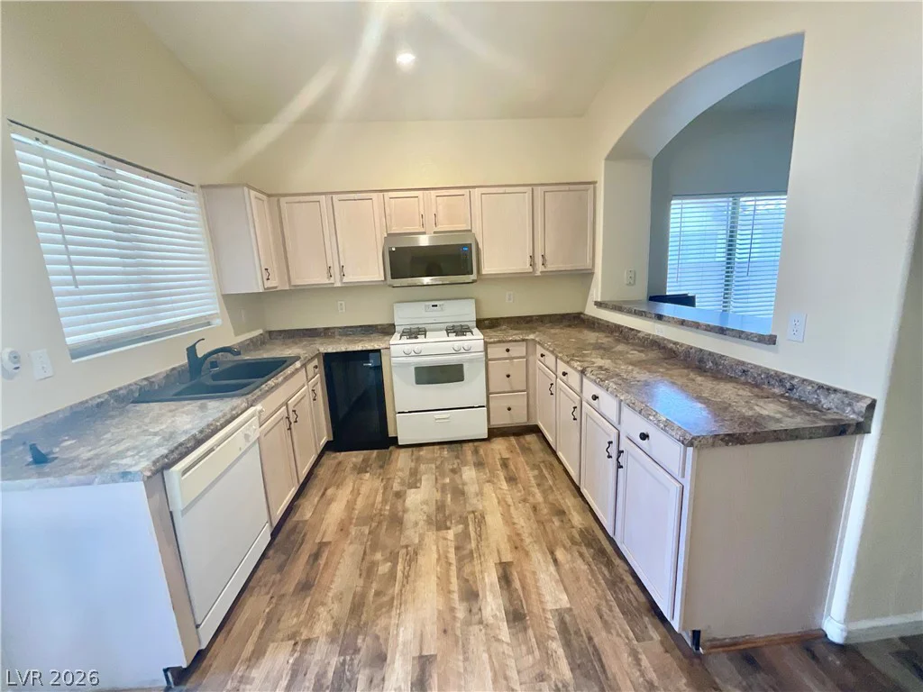 4604 Possum Berry, North Las Vegas, NV 89081