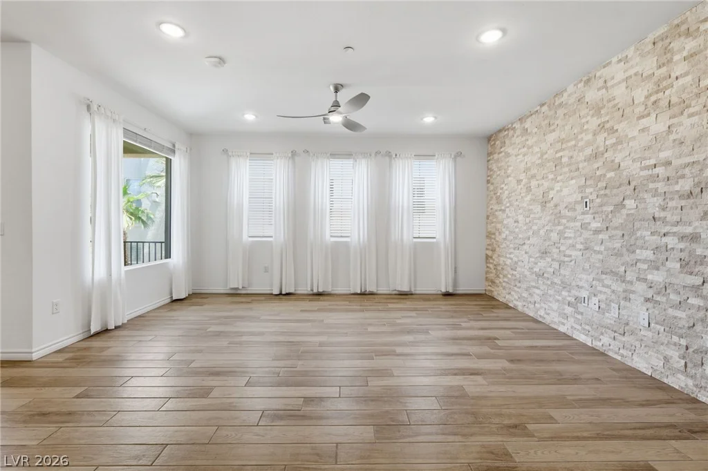 2555 Hampton, Henderson, NV 89052
