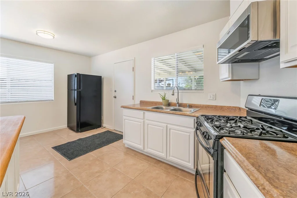 5056 Marin, Las Vegas, NV 89122