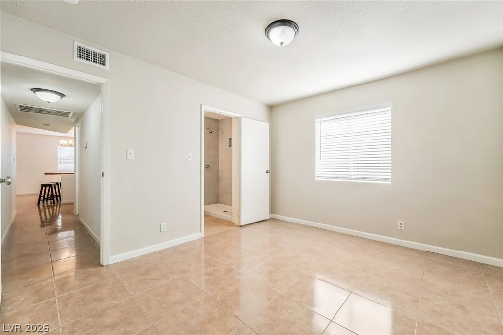 5056 Marin, Las Vegas, NV 89122