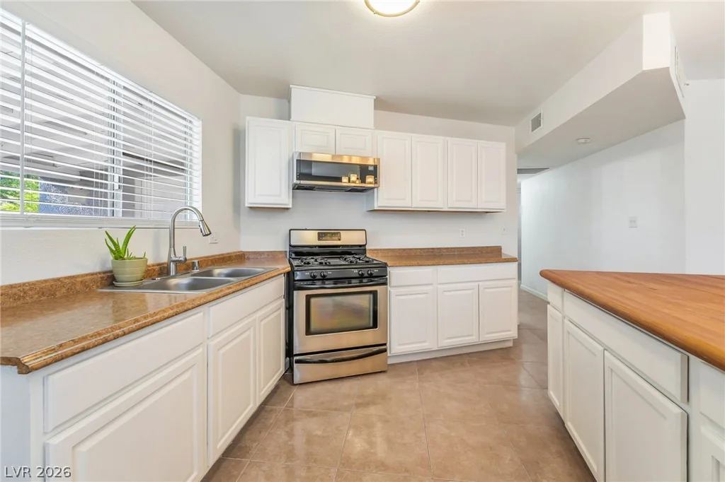 5056 Marin, Las Vegas, NV 89122