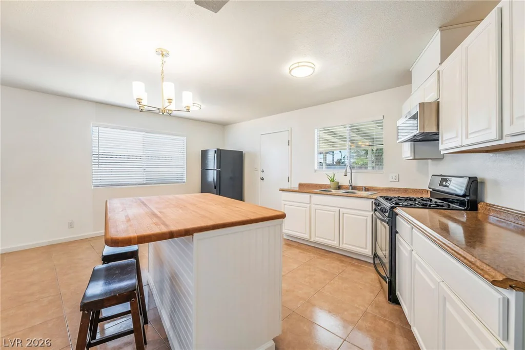 5056 Marin, Las Vegas, NV 89122