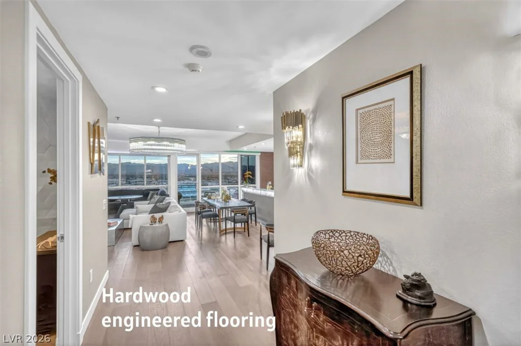 4525 Dean Martin, Las Vegas, NV 89103