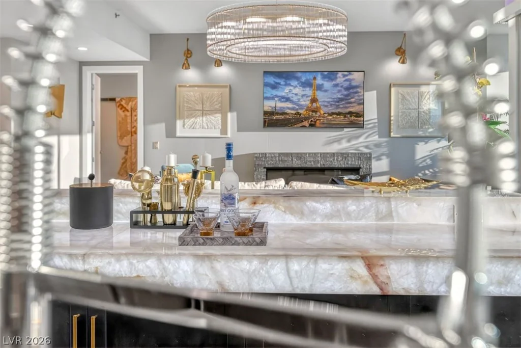 4525 Dean Martin, Las Vegas, NV 89103