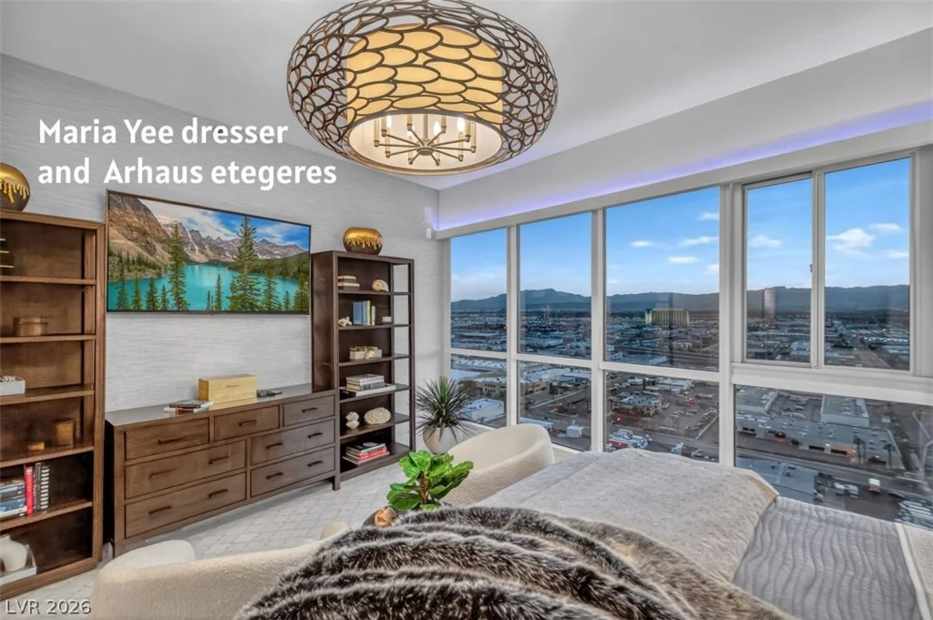 4525 Dean Martin, Las Vegas, NV 89103