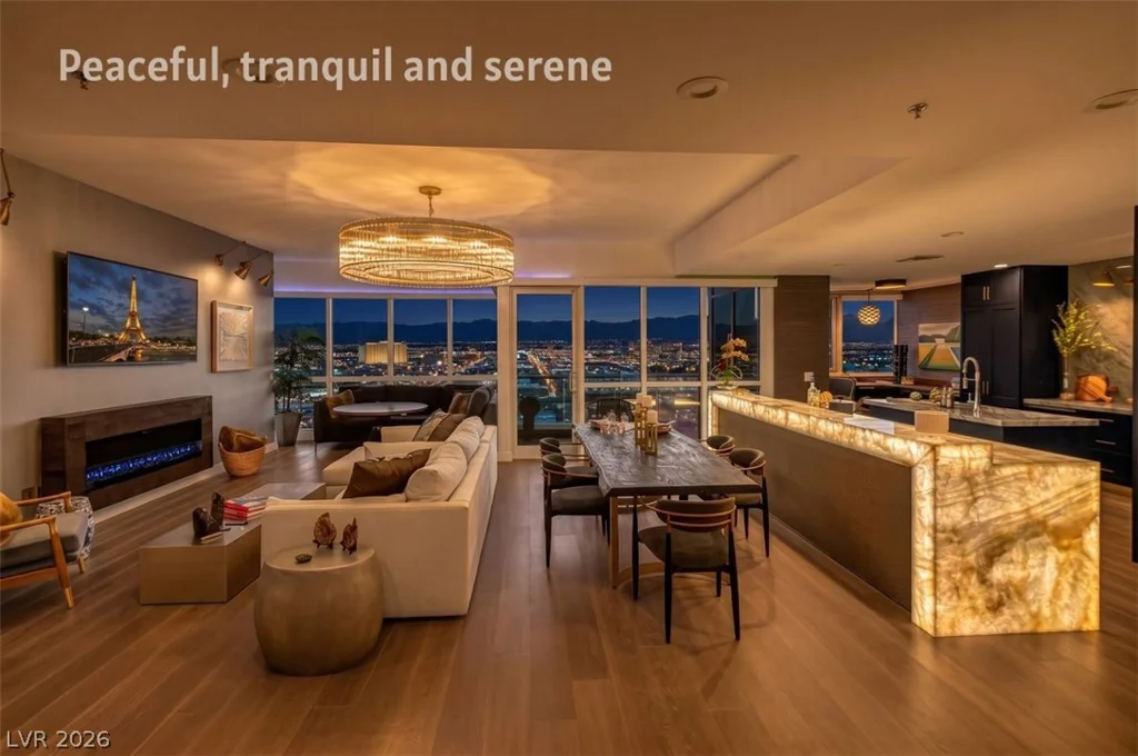 4525 Dean Martin, Las Vegas, NV 89103