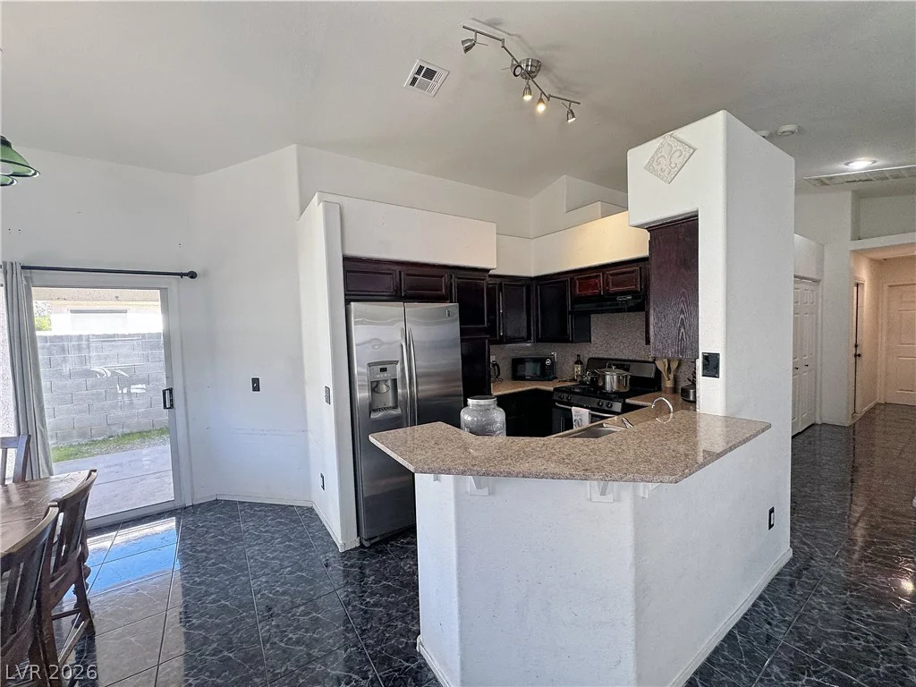 7417 Flat Rock, Las Vegas, NV 89131