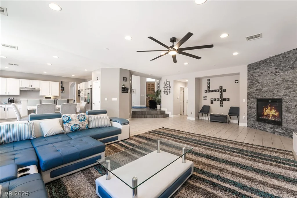8358 Nelson Ridge, Las Vegas, NV 89178