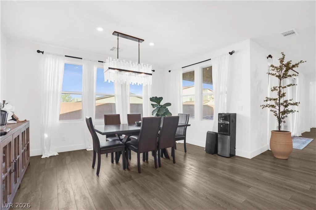 6842 Empire Cliff, North Las Vegas, NV 89084
