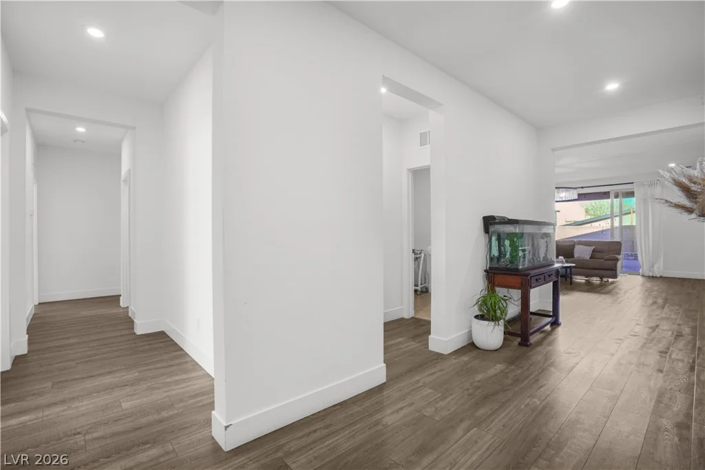 6842 Empire Cliff, North Las Vegas, NV 89084