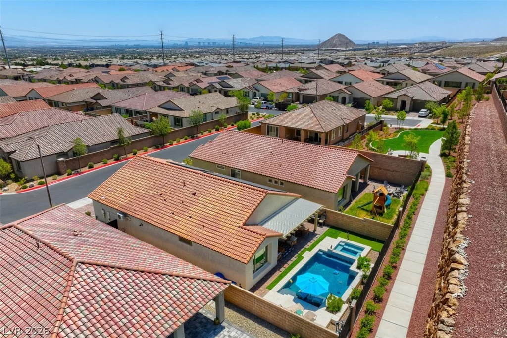 6467 Tavolara, Las Vegas, NV 89166