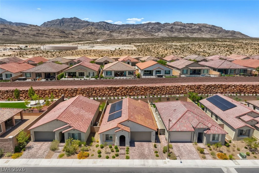 6467 Tavolara, Las Vegas, NV 89166