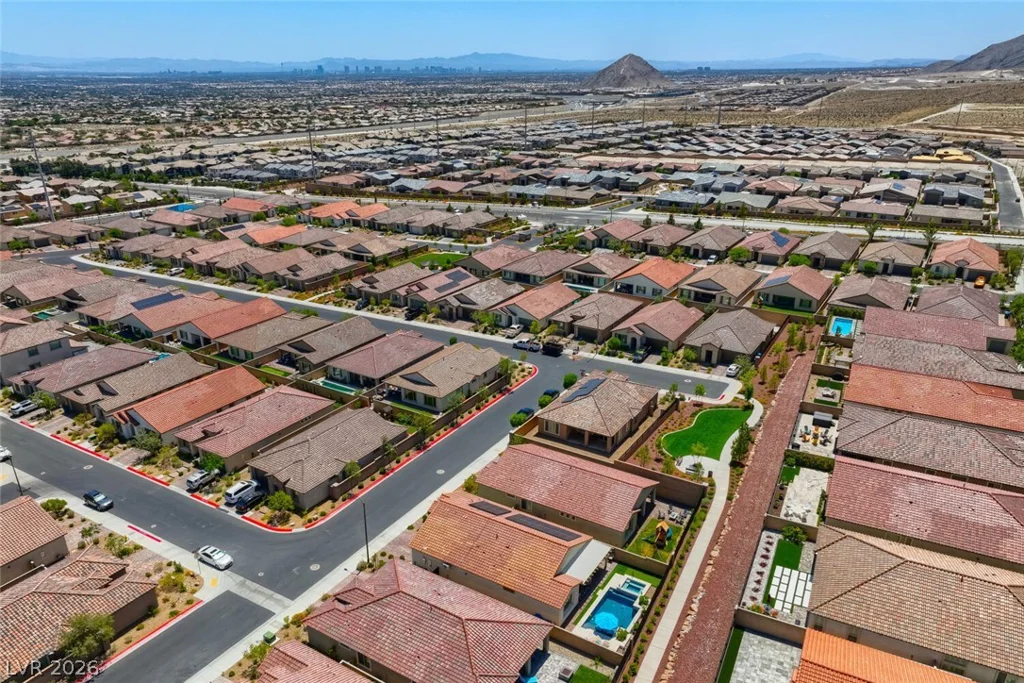 6467 Tavolara, Las Vegas, NV 89166