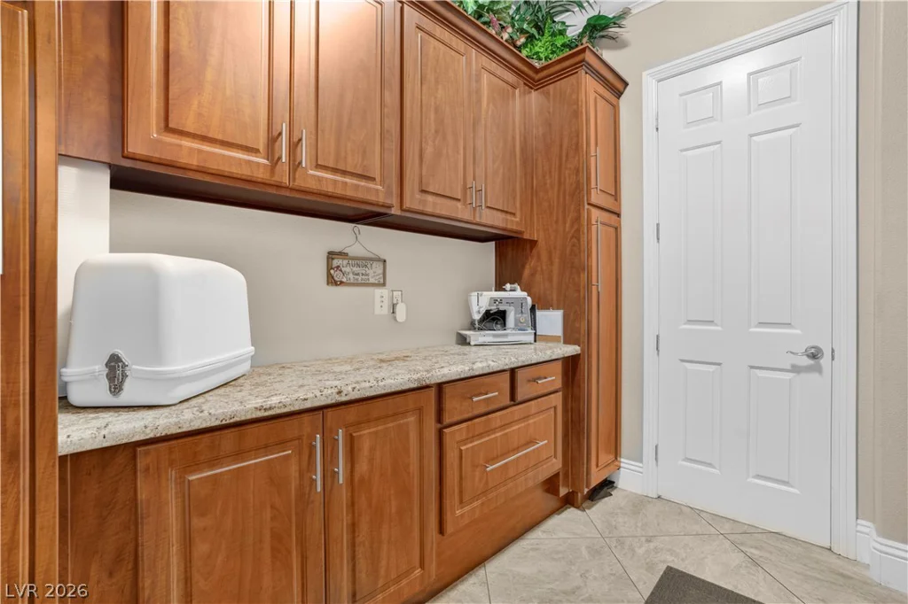11548 Bohemian Forest, Las Vegas, NV 89138