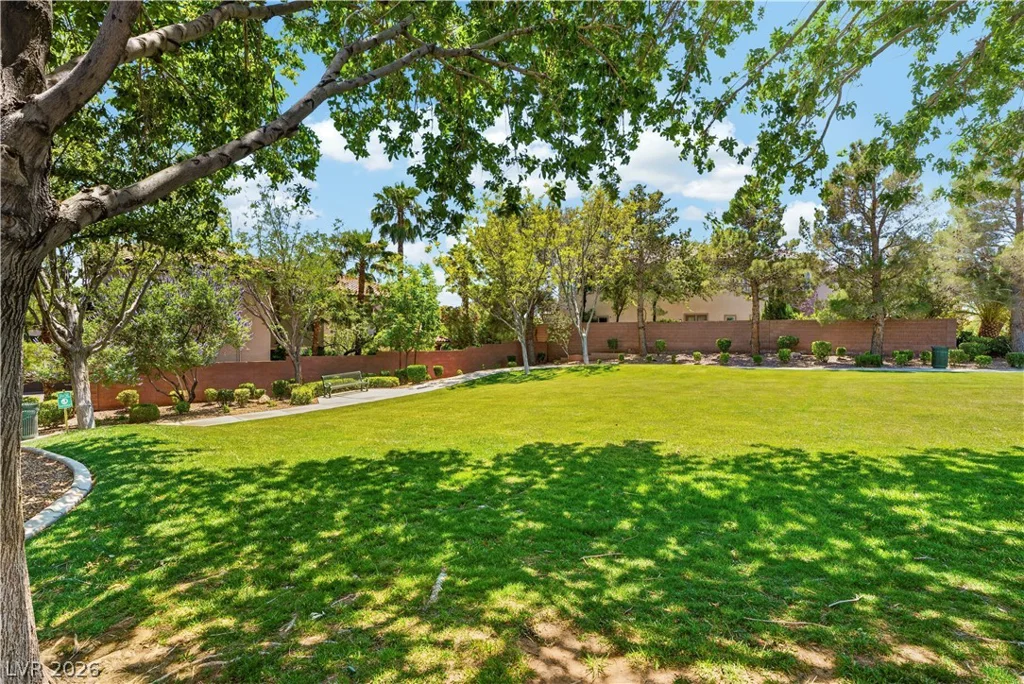 11548 Bohemian Forest, Las Vegas, NV 89138