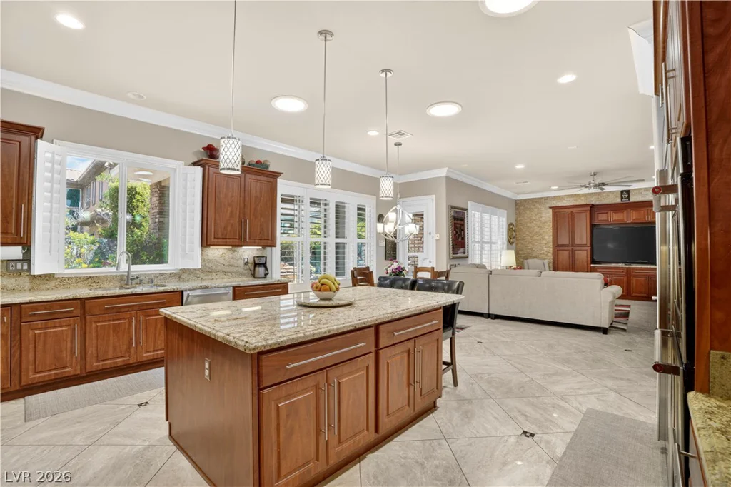 11548 Bohemian Forest, Las Vegas, NV 89138