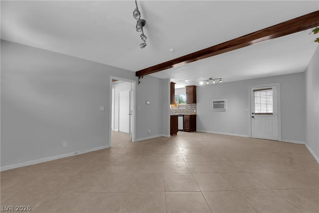 7564 Placid, Las Vegas, NV 89123