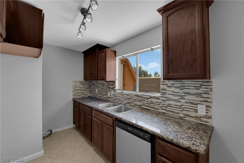 7564 Placid, Las Vegas, NV 89123