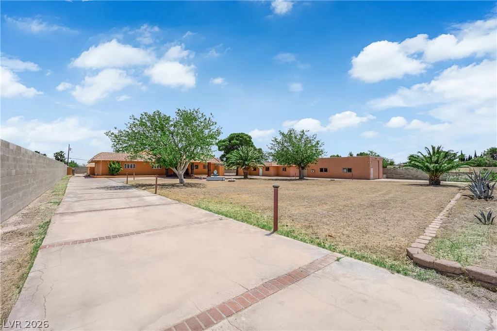 7564 Placid, Las Vegas, NV 89123