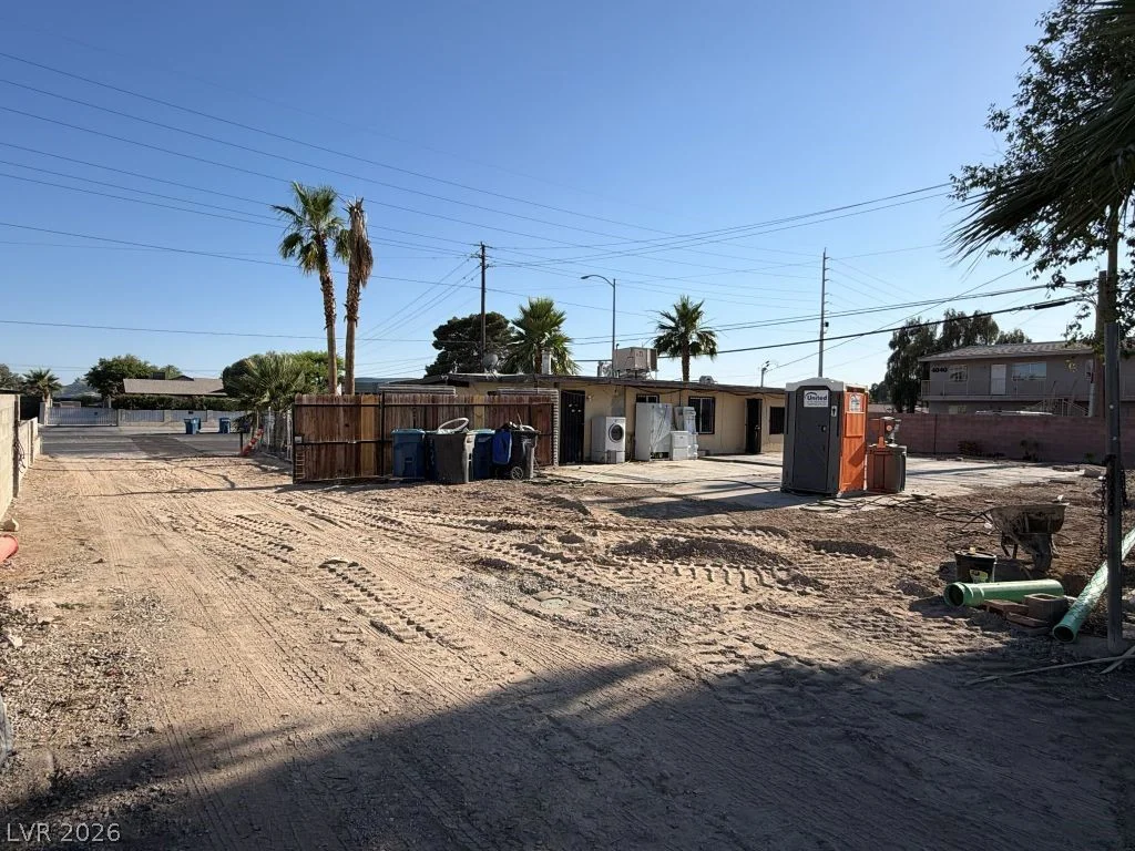 4060 Carey, Las Vegas, NV 89115