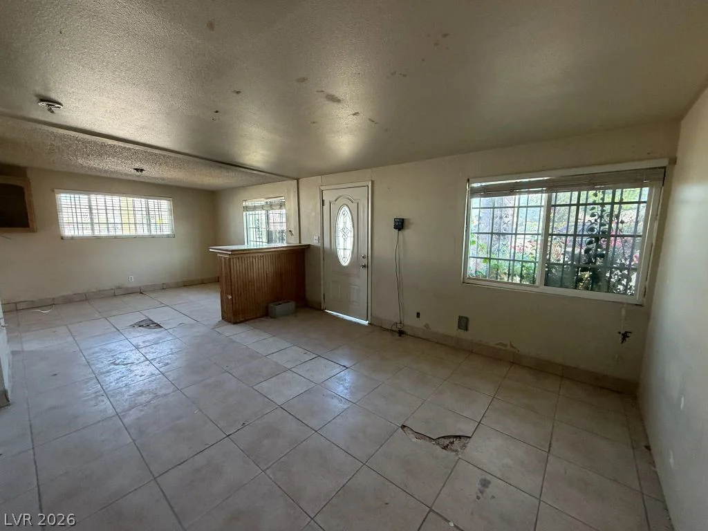 4060 Carey, Las Vegas, NV 89115