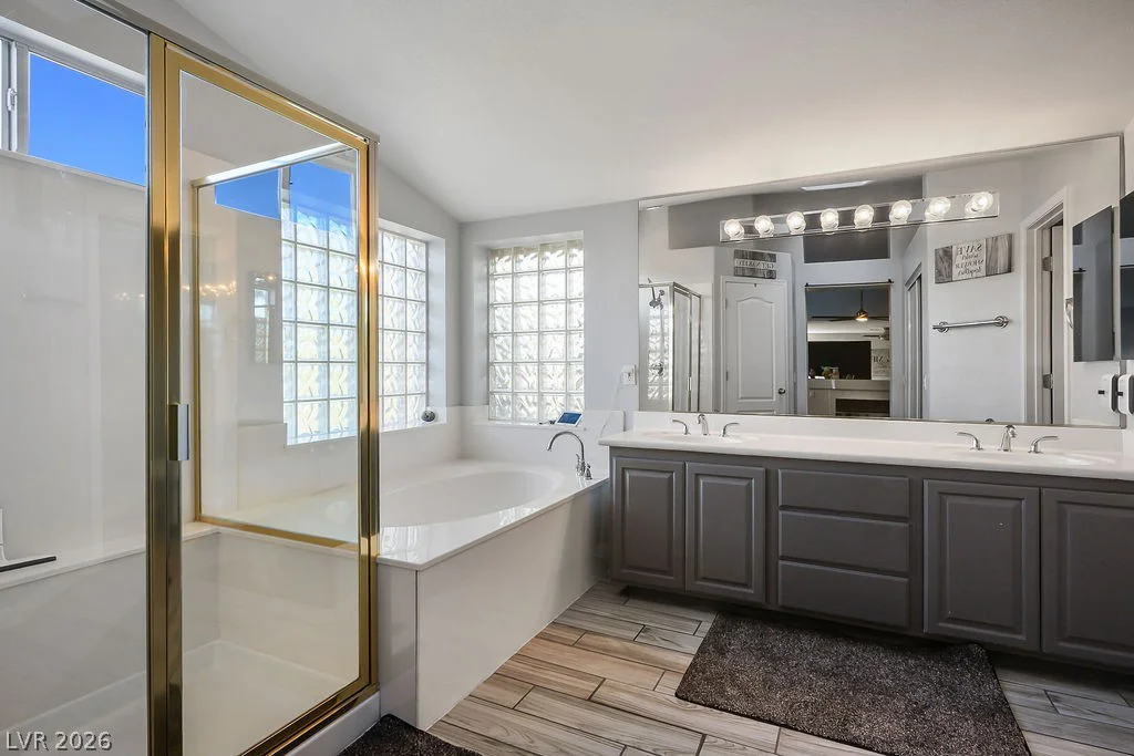 8420 Desert Quail, Las Vegas, NV 89128