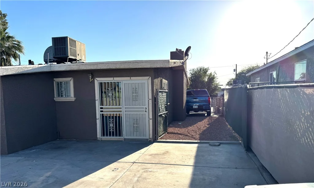 2536 Arrowhead, North Las Vegas, NV 89030