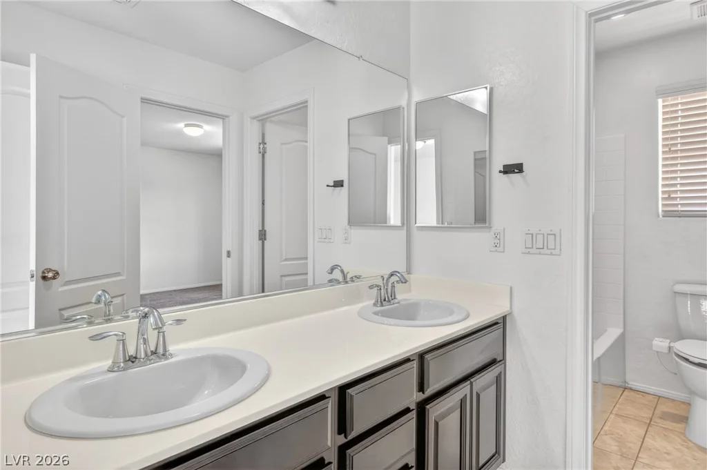 6416 Jacobville, Las Vegas, NV 89122