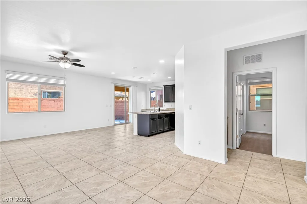 6416 Jacobville, Las Vegas, NV 89122