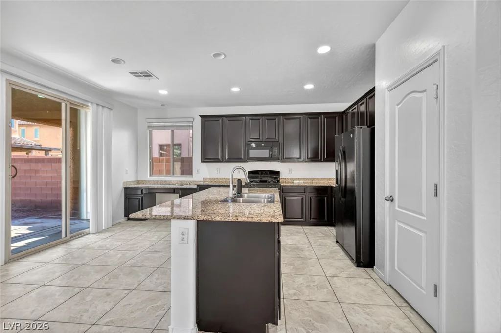 6416 Jacobville, Las Vegas, NV 89122