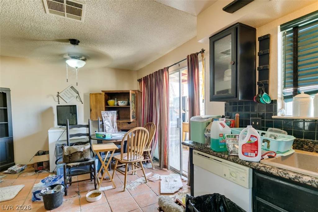 868 Shrubbery, Las Vegas, NV 89110