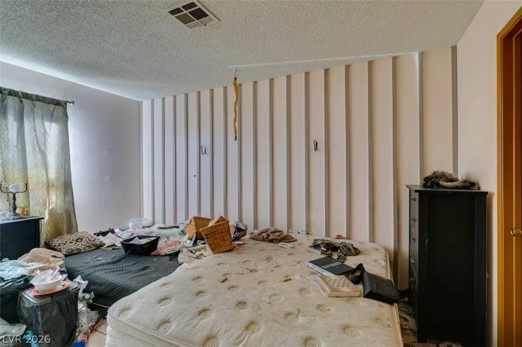868 Shrubbery, Las Vegas, NV 89110