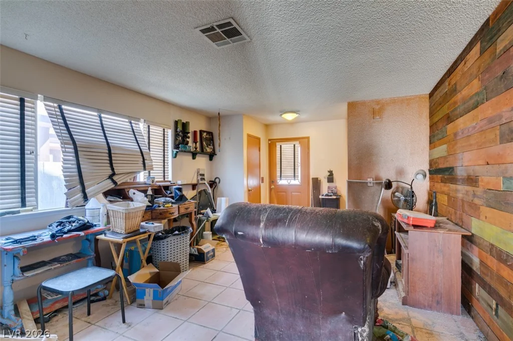 868 Shrubbery, Las Vegas, NV 89110