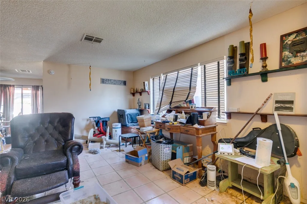 868 Shrubbery, Las Vegas, NV 89110
