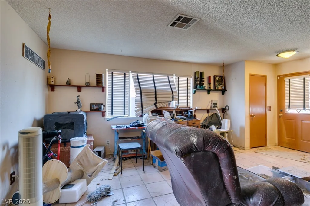 868 Shrubbery, Las Vegas, NV 89110