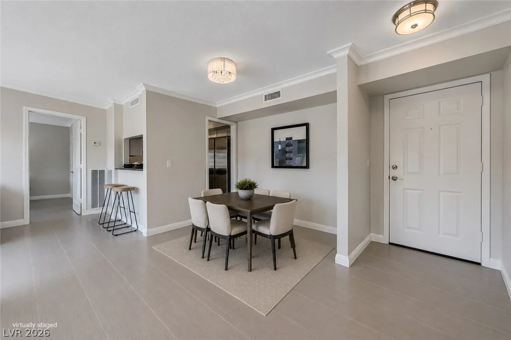 2845 Loveland, Las Vegas, NV 89109