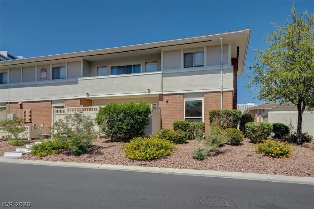 2845 Loveland, Las Vegas, NV 89109