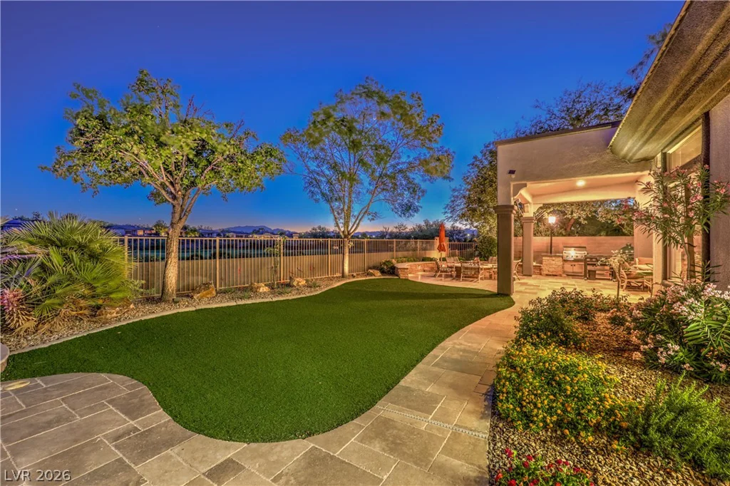 11 Isleworth, Henderson, NV 89052