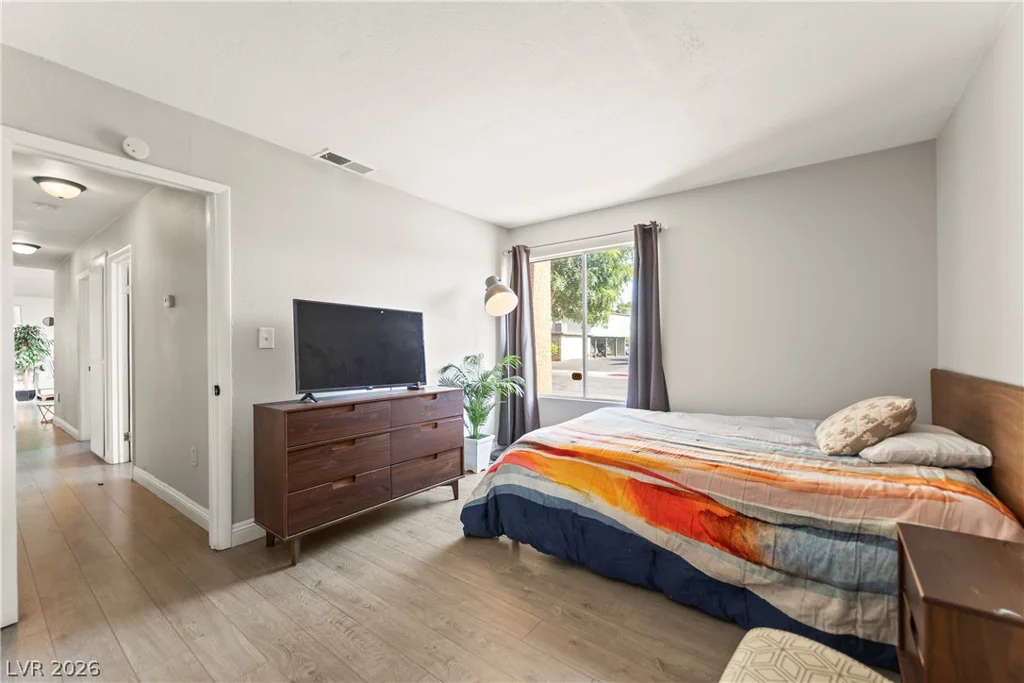 1403 Santa Anita, Las Vegas, NV 89119
