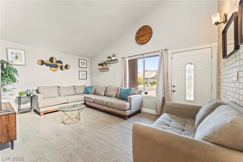 1403 Santa Anita, Las Vegas, NV 89119