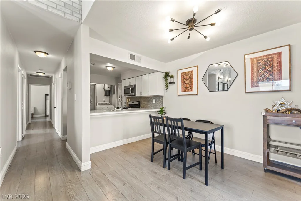1403 Santa Anita, Las Vegas, NV 89119