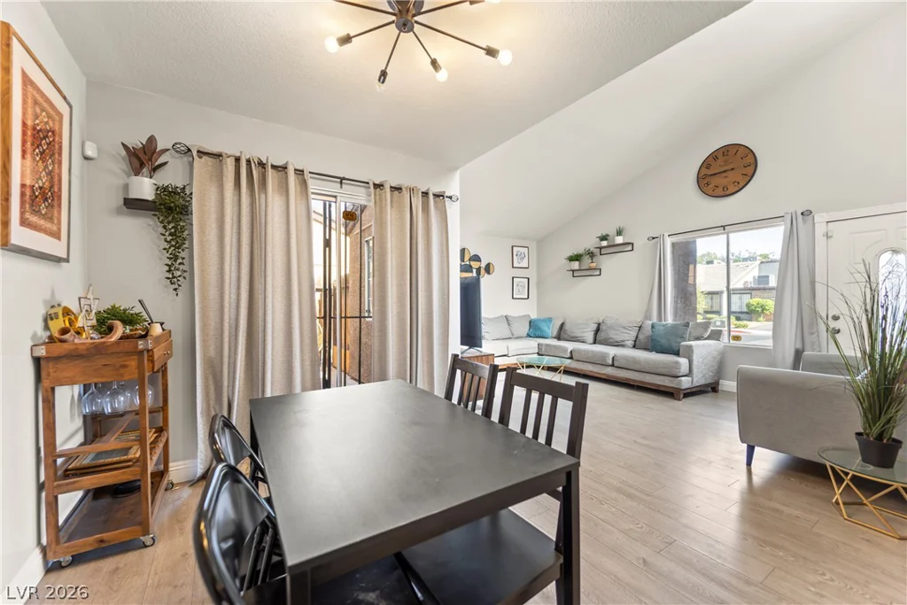 1403 Santa Anita, Las Vegas, NV 89119