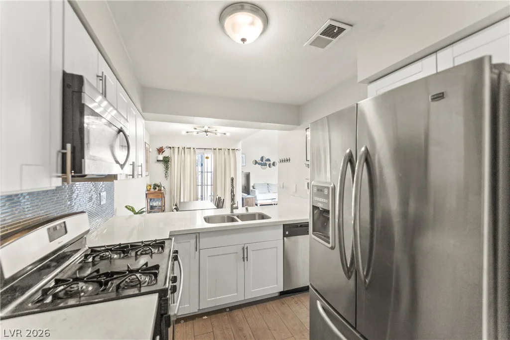 1403 Santa Anita, Las Vegas, NV 89119