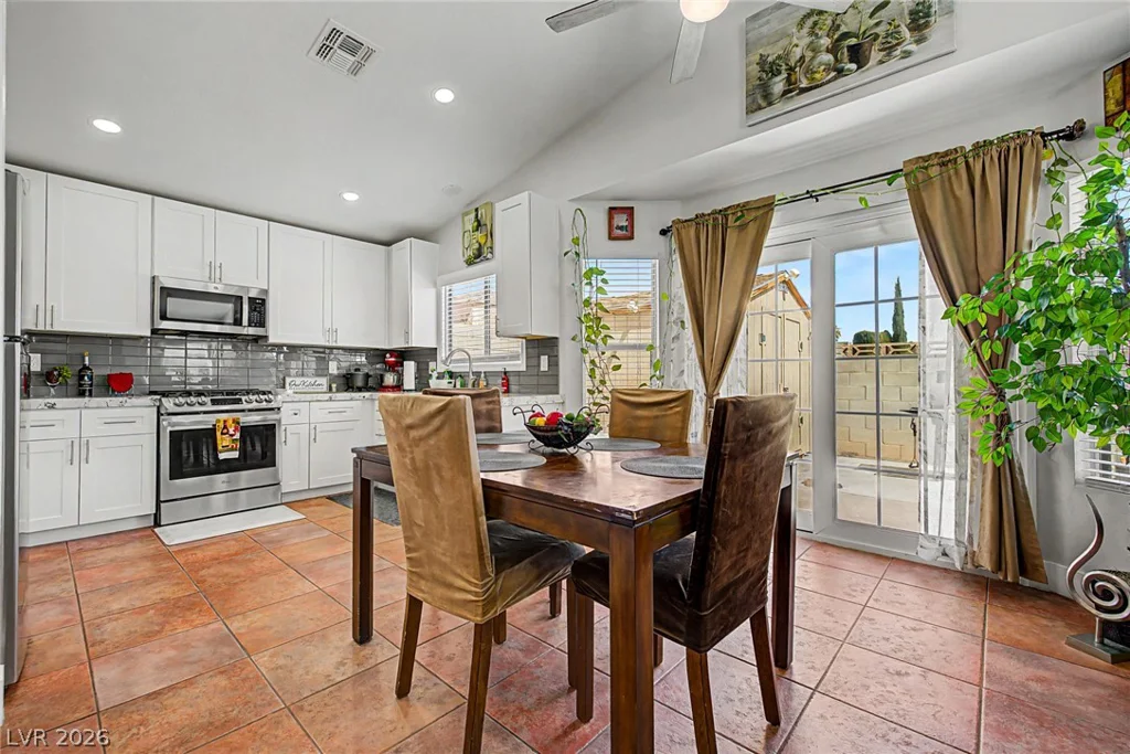 8024 Tulum, Las Vegas, NV 89145