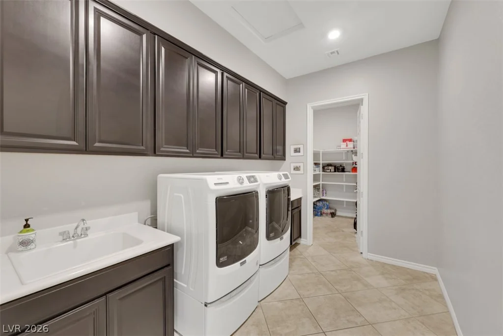 492 Heritage Bridge, Henderson, NV 89011