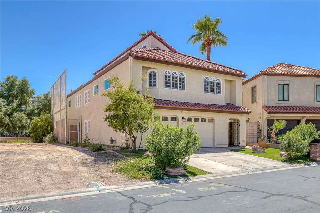 2845 QUEENS COURTYARD, Las Vegas, NV 89109