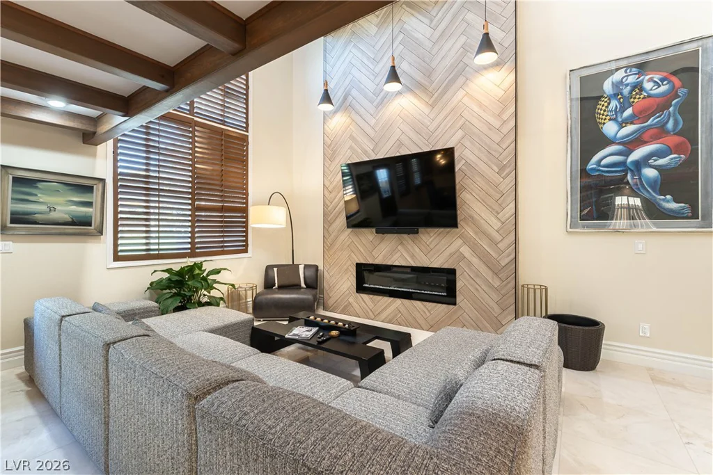 2845 QUEENS COURTYARD, Las Vegas, NV 89109