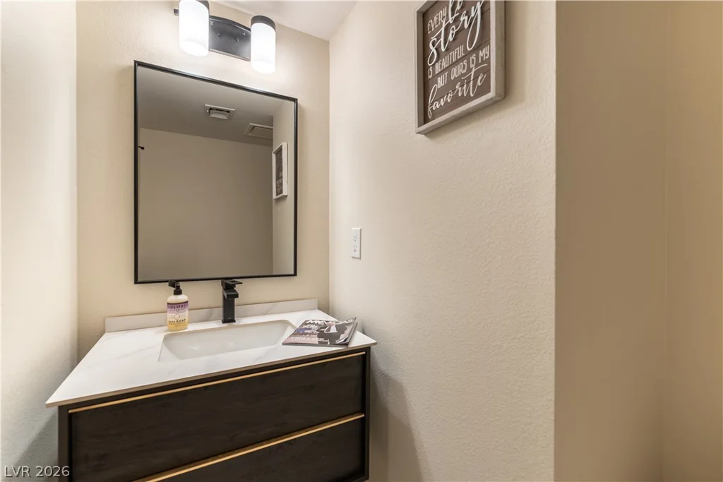 2845 QUEENS COURTYARD, Las Vegas, NV 89109