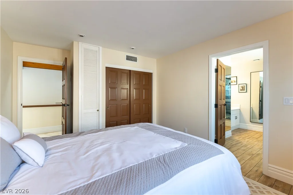 2845 QUEENS COURTYARD, Las Vegas, NV 89109