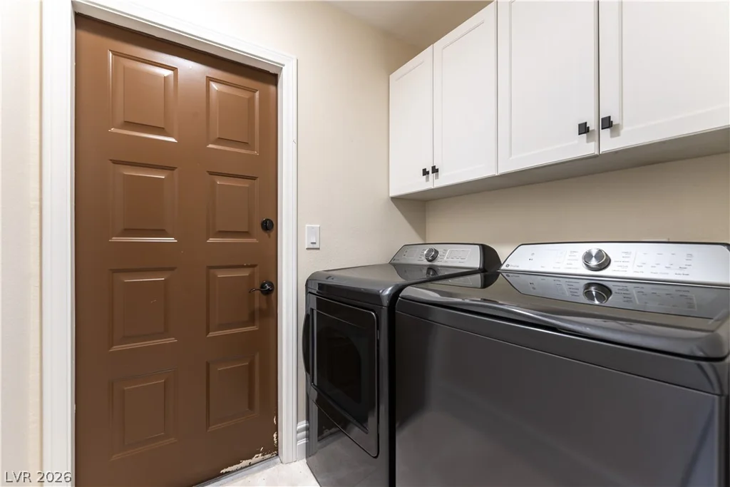 2845 QUEENS COURTYARD, Las Vegas, NV 89109